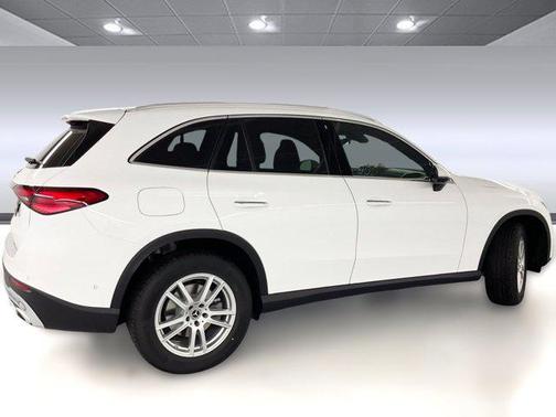 2025 Mercedes-Benz GLC 300 Base