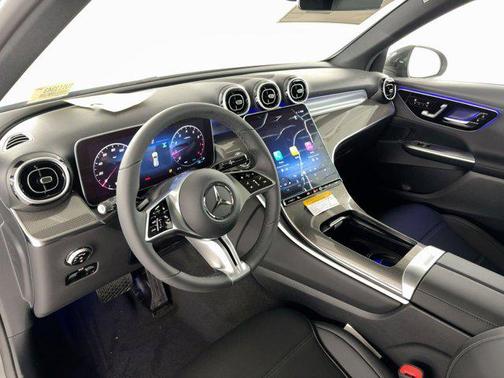 2026 Mercedes-Benz GLC 300 Base