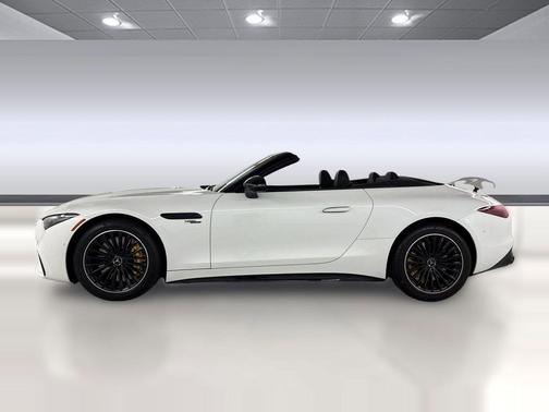 MANUFAKTUR Moonlight White Metallic 2025 Mercedes-Benz AMG SL 43 Base