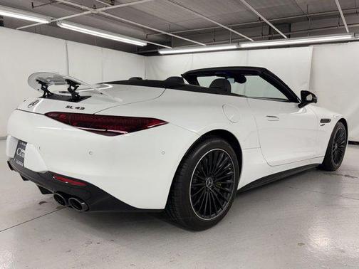MANUFAKTUR Moonlight White Metallic 2025 Mercedes-Benz AMG SL 43 Base