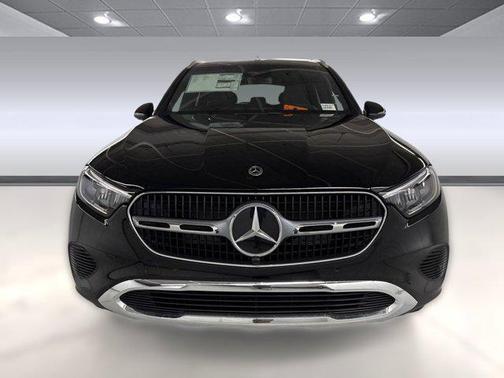 2026 Mercedes-Benz GLC 300 Base
