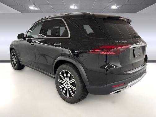2026 Mercedes-Benz GLE 450e 4MATIC