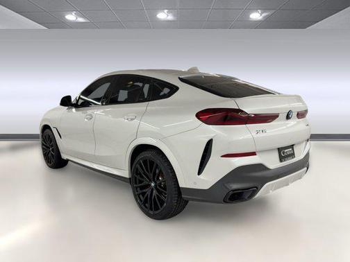 2022 BMW X6 xDrive40i