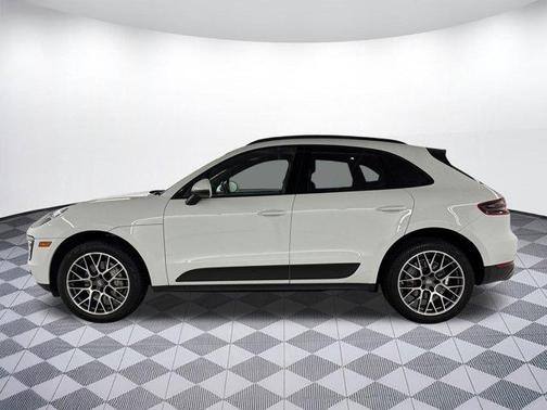 2017 Porsche Macan Base