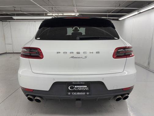 2017 Porsche Macan Base