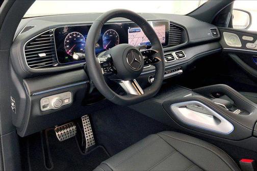 2025 Mercedes-Benz GLS 580 4MATIC