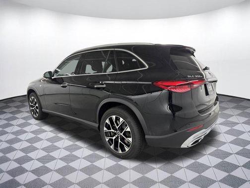 2025 Mercedes-Benz GLC 350e Base
