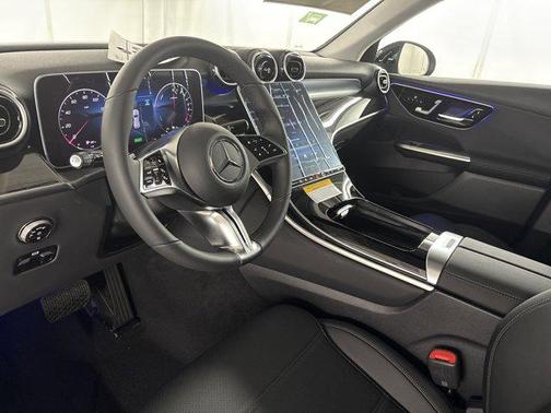 2025 Mercedes-Benz GLC 350e Base