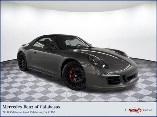 2015 Porsche 911 Carrera GTS