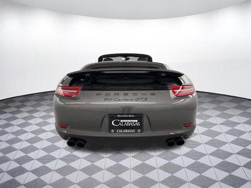 2015 Porsche 911 Carrera GTS