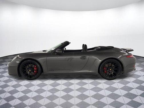 2015 Porsche 911 Carrera GTS