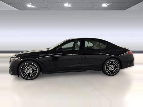 Obsidian Black Metallic 2026 Mercedes-Benz E-Class 4MATIC
