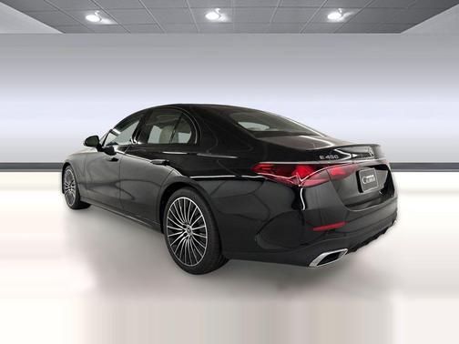 Obsidian Black Metallic 2026 Mercedes-Benz E-Class 4MATIC