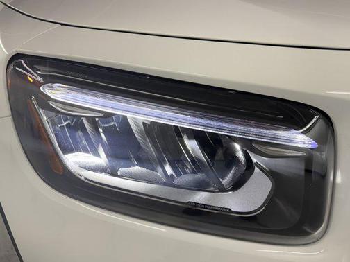2025 Mercedes-Benz GLB 250 Base