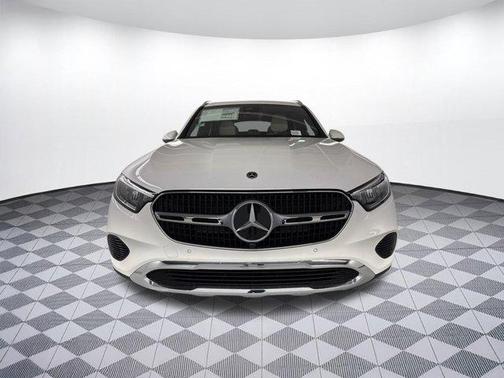 2025 Mercedes-Benz GLC 350e Base