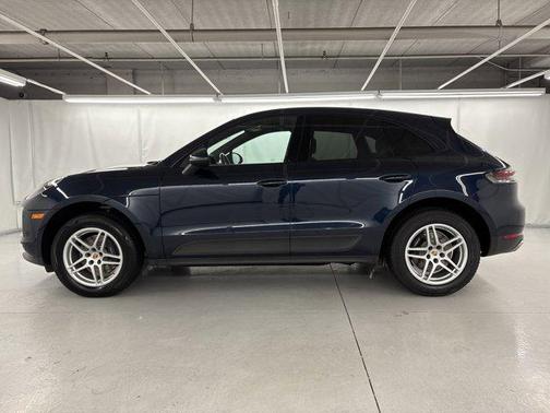 2020 Porsche Macan AWD