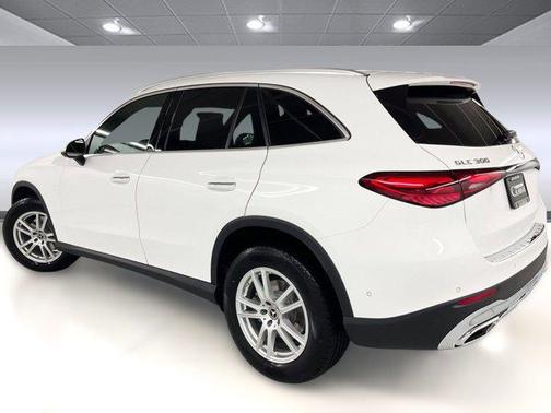 2025 Mercedes-Benz GLC 300 Base