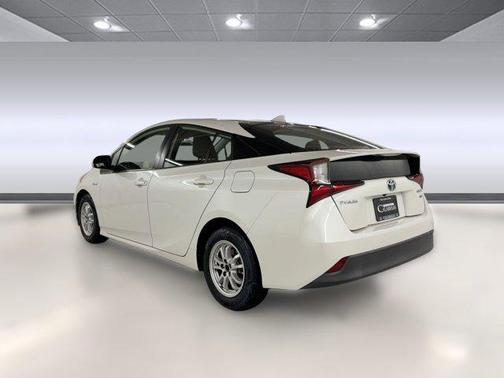 2019 Toyota Prius L