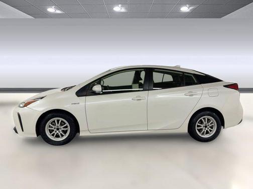 2019 Toyota Prius L