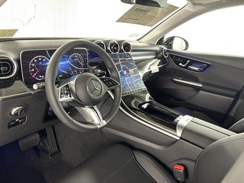2025 Mercedes-Benz GLC 350e Base