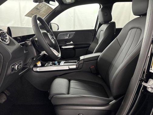 2025 Mercedes-Benz GLB 250 Base