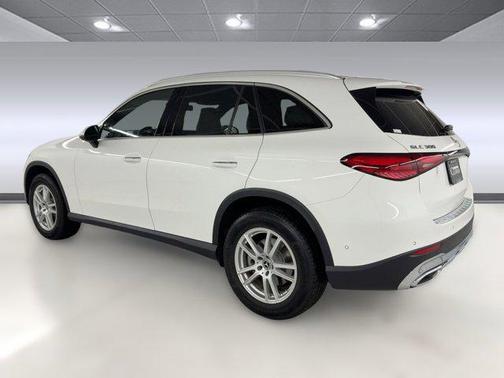 2025 Mercedes-Benz GLC 300 Base