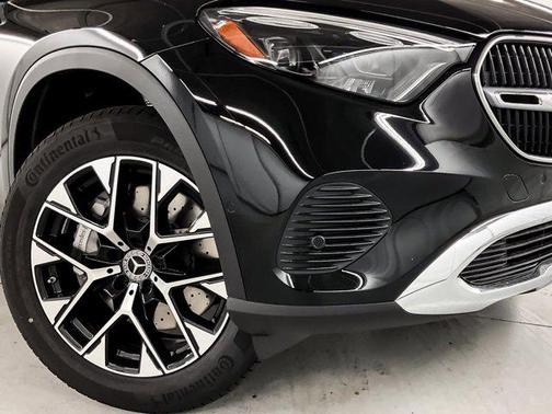 2025 Mercedes-Benz GLC 350e Base
