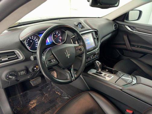 2016 Maserati Ghibli Base