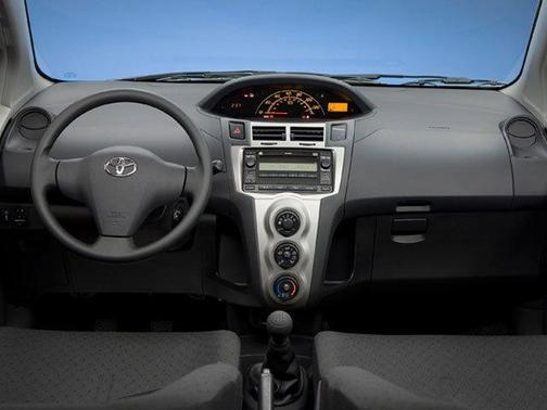 2009 Toyota Yaris Base