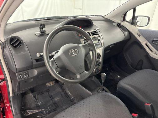 2009 Toyota Yaris Base