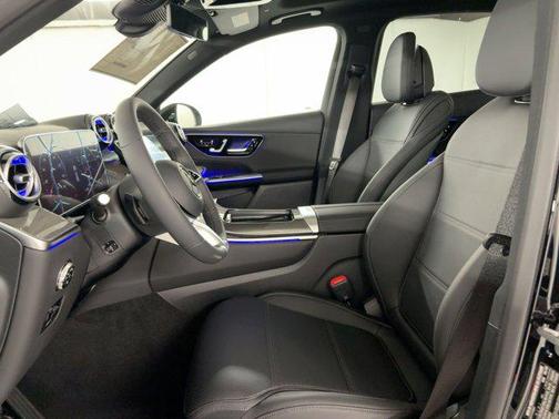 2026 Mercedes-Benz GLC 300 Base