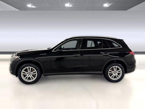 Black 2023 Mercedes-Benz GLC 300 Base