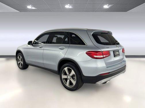 2017 Mercedes-Benz GLC 300 Base