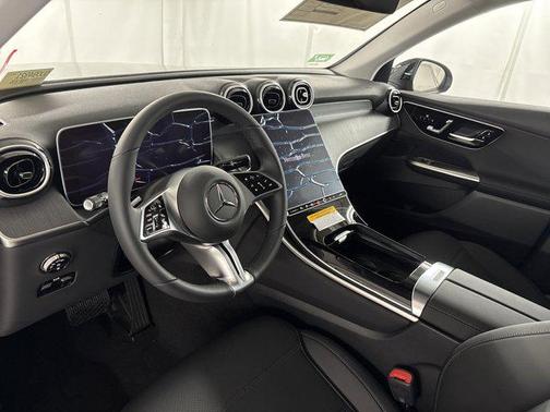 2025 Mercedes-Benz GLC 350e Base