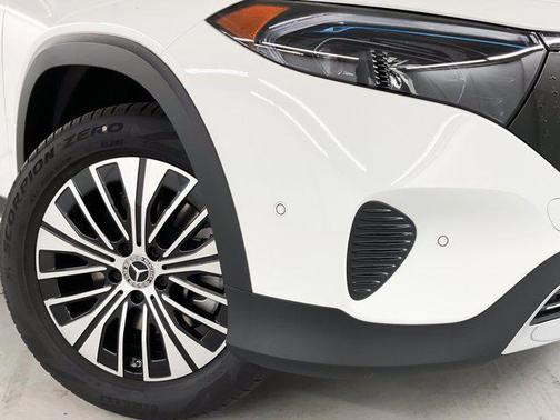 2025 Mercedes-Benz EQB 300 4MATIC