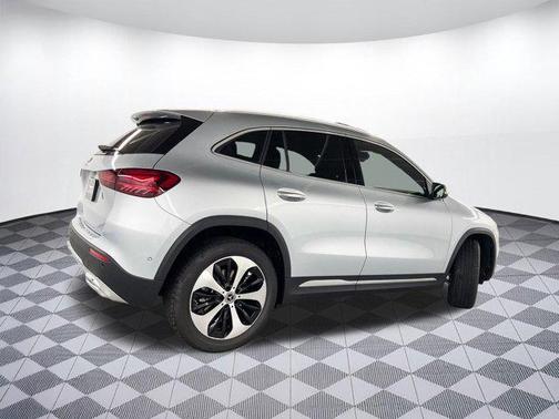 2025 Mercedes-Benz GLA 250 4MATIC