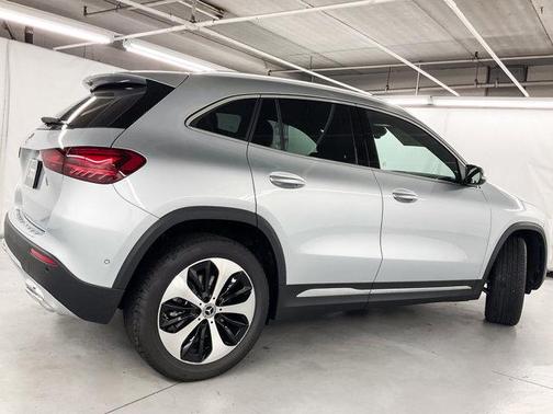 2025 Mercedes-Benz GLA 250 4MATIC