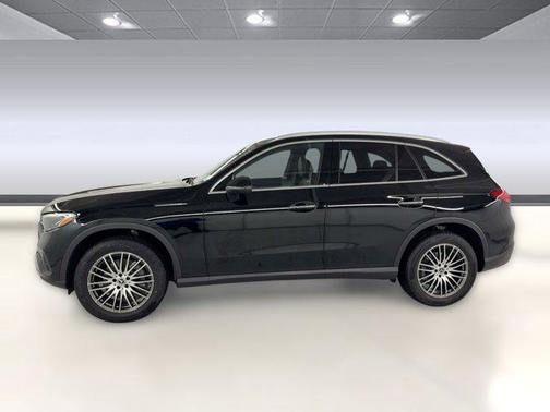 2026 Mercedes-Benz GLC 300 Base