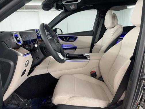 2025 Mercedes-Benz GLC 350e Base