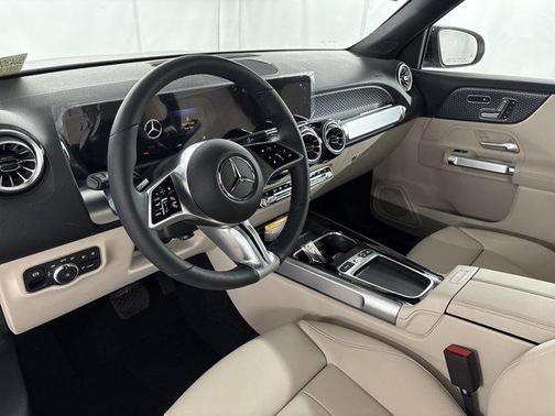 2025 Mercedes-Benz GLB 250 Base