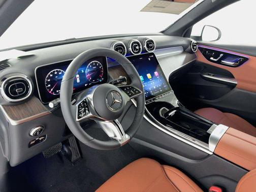 2026 Mercedes-Benz GLC 300 Base