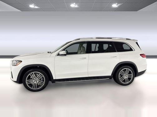 Polar White 2026 Mercedes-Benz GLS 450 4MATIC
