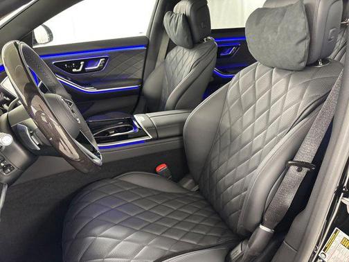 Obsidian Black Metallic 2026 Mercedes-Benz S-Class 4MATIC