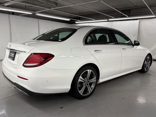 Polar White 2018 Mercedes-Benz E-Class E 300