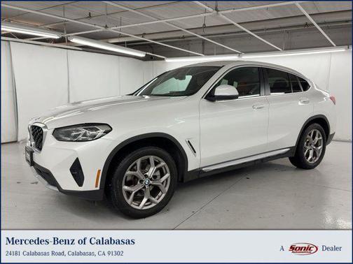 2022 BMW X4 xDrive30i