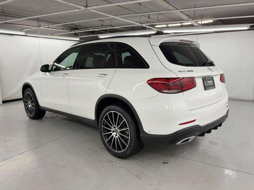 2022 Mercedes-Benz GLC 300 Base