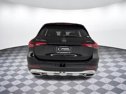 2025 Mercedes-Benz GLC 350e Base