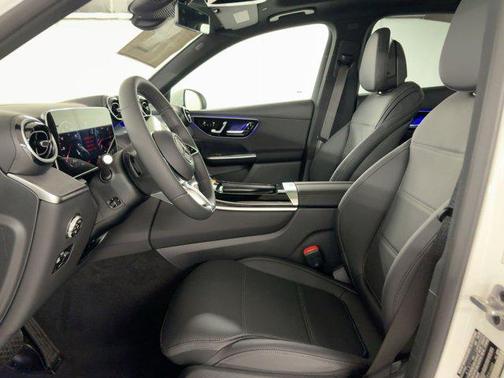 2026 Mercedes-Benz GLC 300 Base