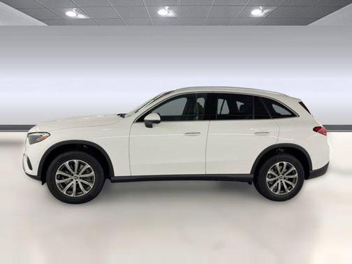 2026 Mercedes-Benz GLC 300 Base