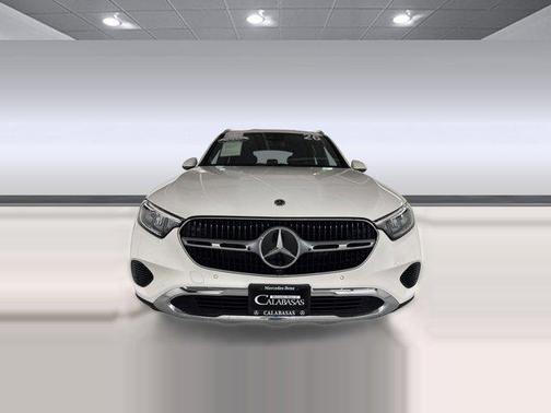 Polar White 2026 Mercedes-Benz GLC 300 Base